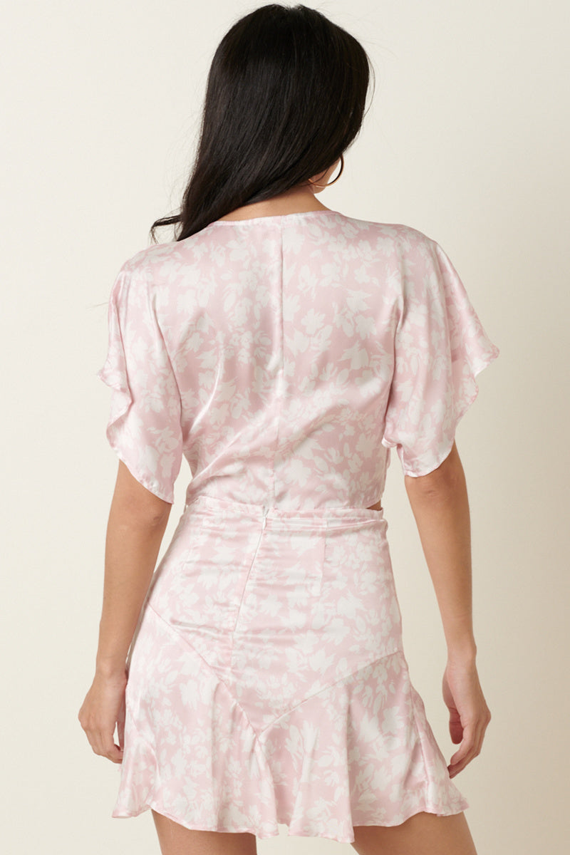 DAY AT THE RESORT TOP