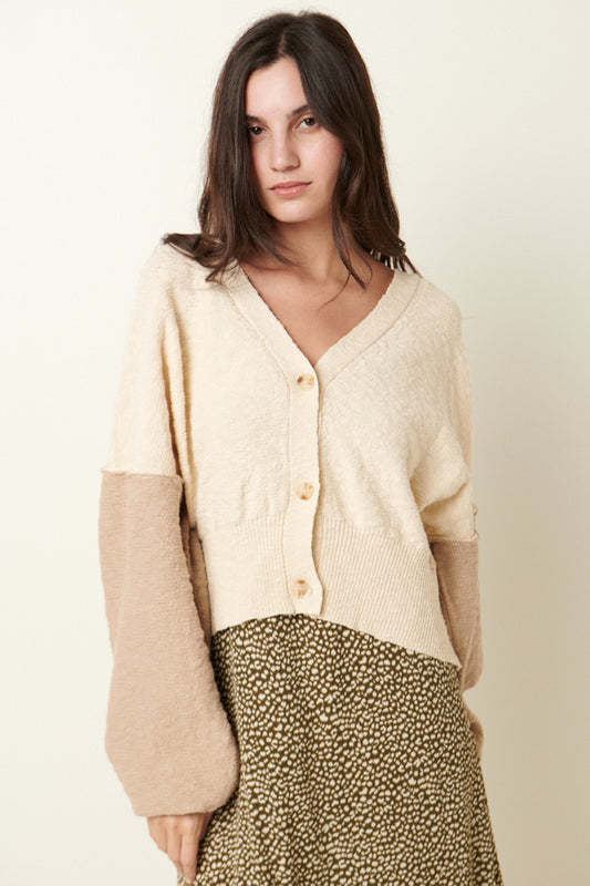 NATURAL BEAUTY CARDI